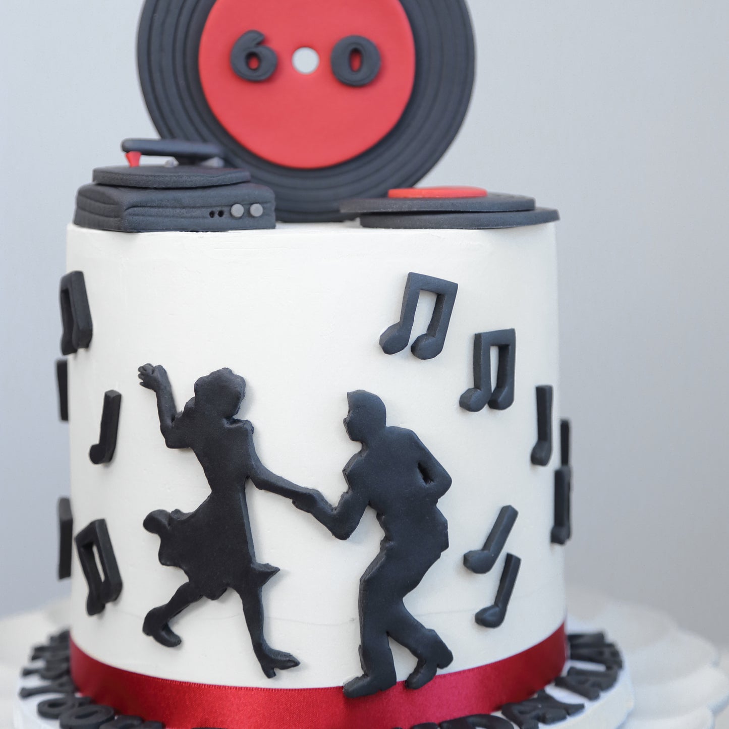 The Melody & Dancing Cake