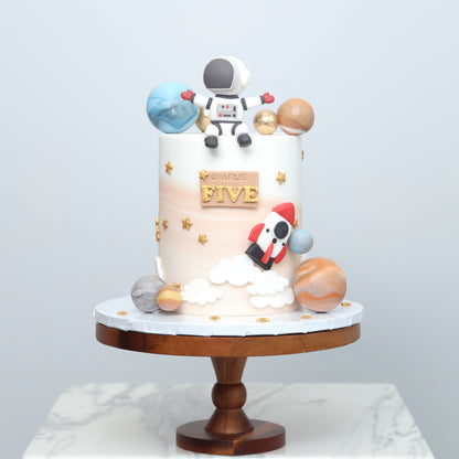 The Little Space Explorer Cake