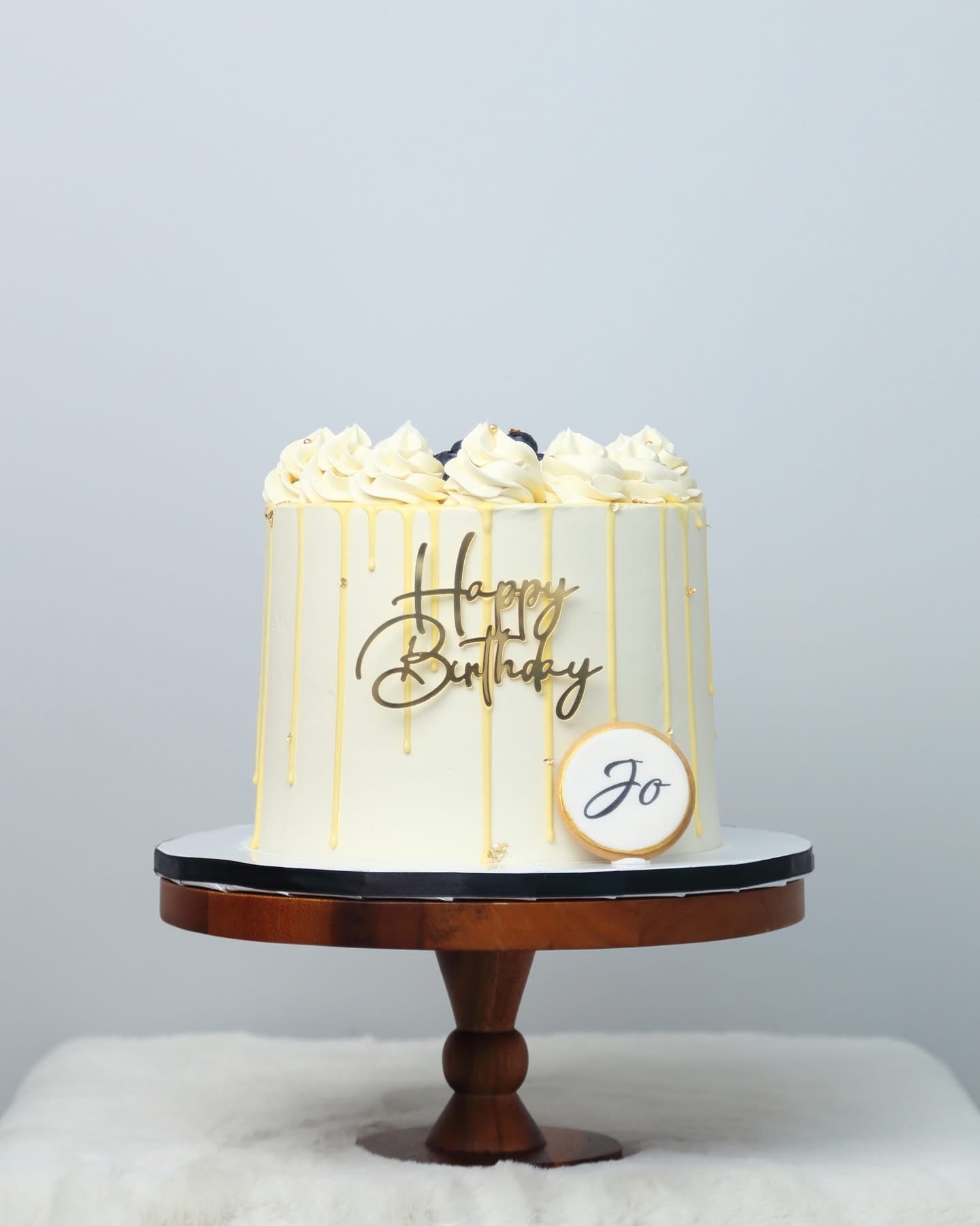 Fresh Blueberry Lemon Drip Cake🍋🫐