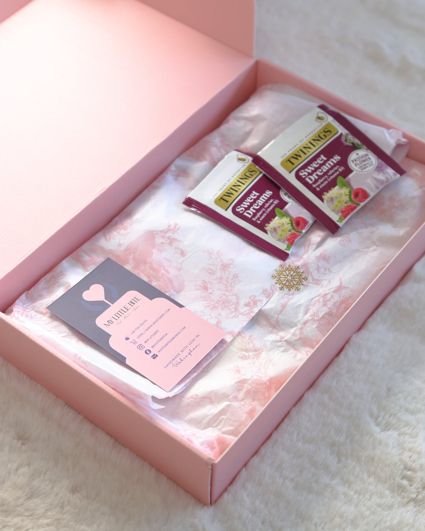 Wedding Cake Taster Box
