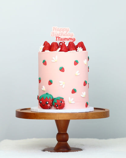 Strawberry & Daisy Cake