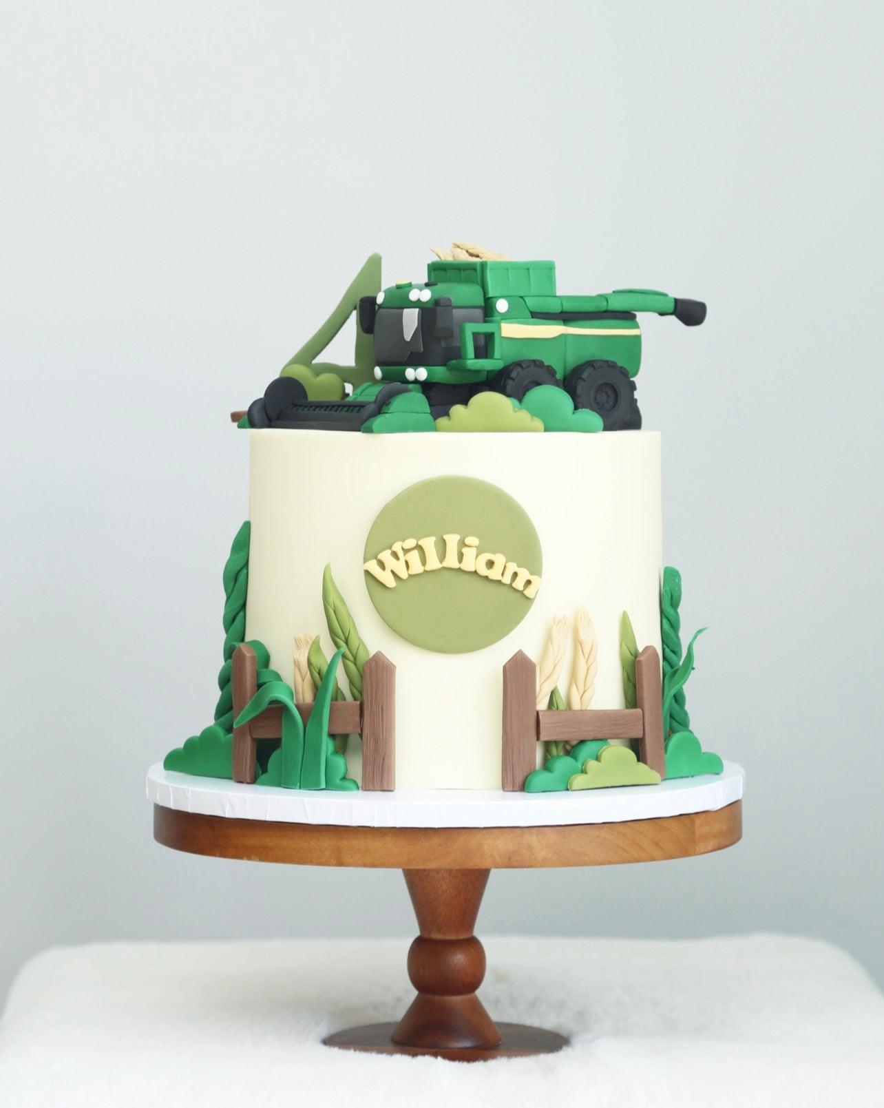 Combine Harvester Cake 🌾