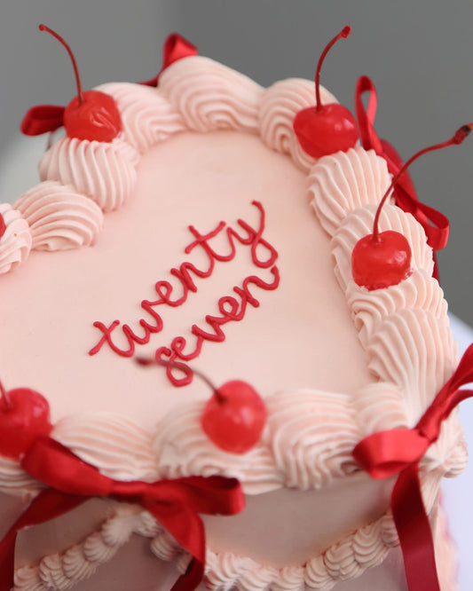 Lambeth Vintage Heart Cake