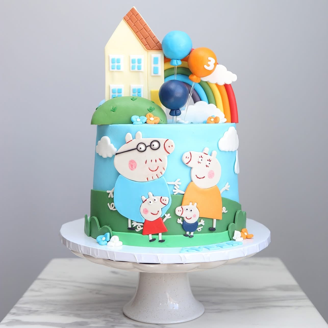 Peppa’s Rainbow Cake