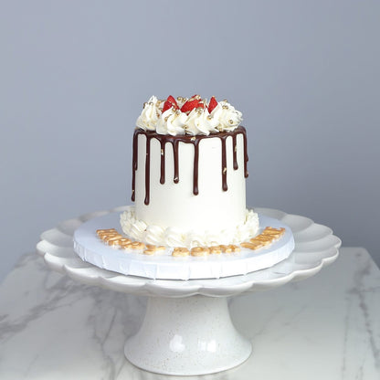 Strawberry Drizzle Cake