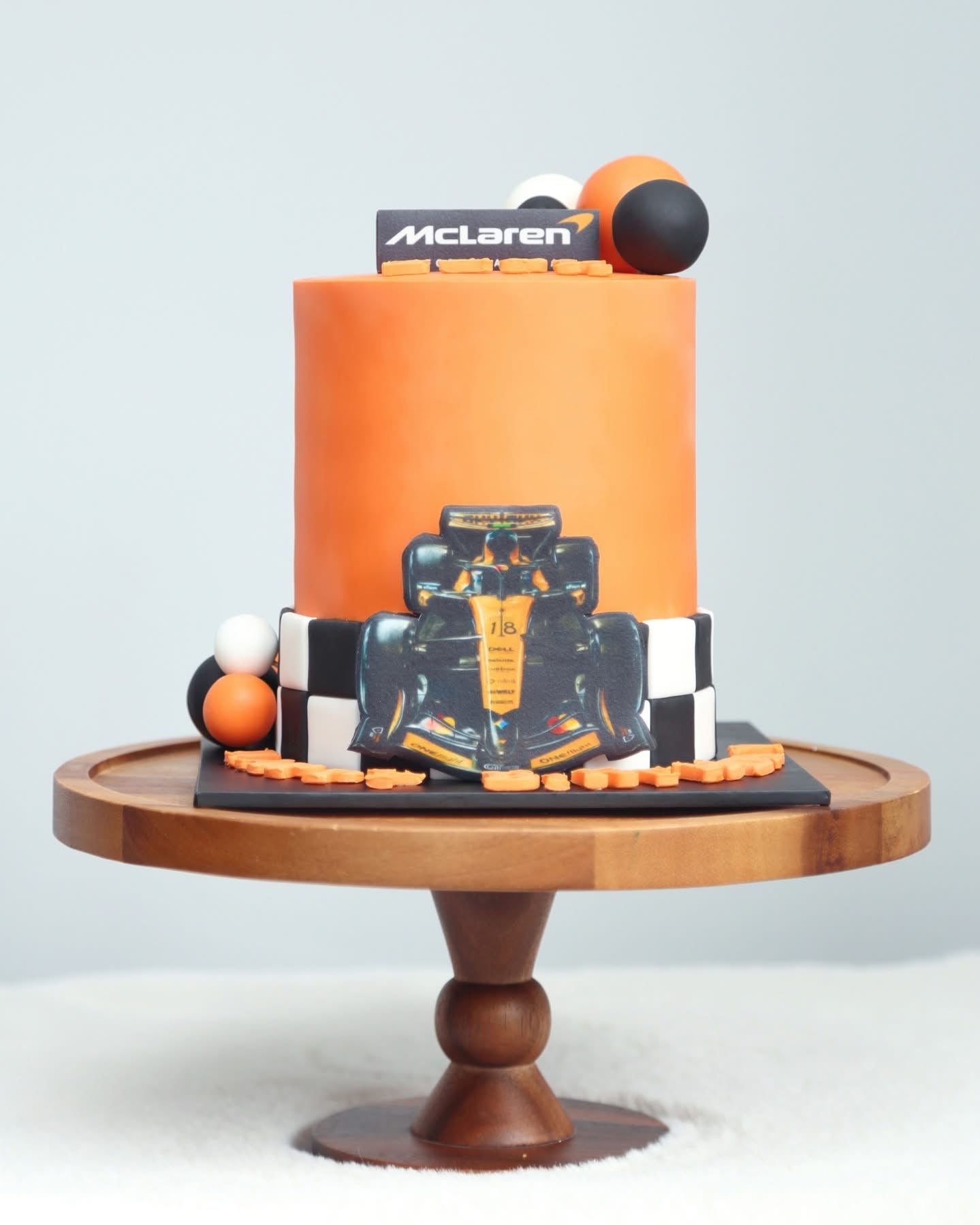 McLaren Themed Cake
