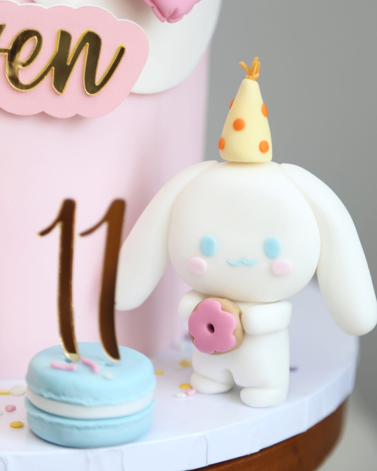 Sweet Sanrio Party Cake 🤍