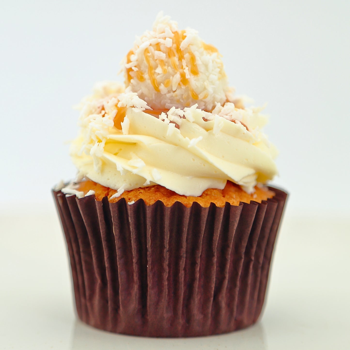 Vanilla Bean Cupcakes (6 pcs box)