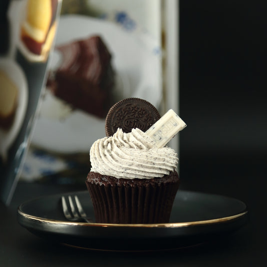 Cookies & Cream Chocolate Cupcakes (6 pcs box)