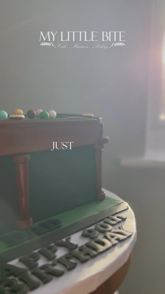 Snooker Table Design Cake