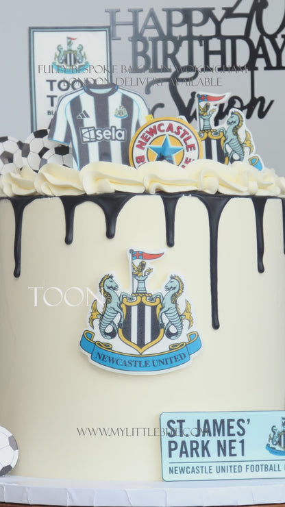 Newcastle Theme Cake ⚽️🏟️